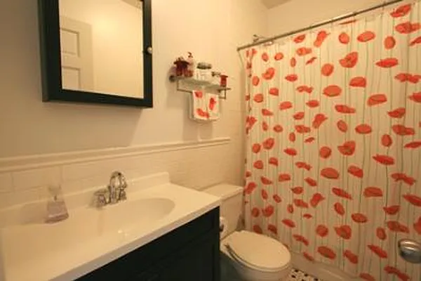 Rented by Corcoran | media 22