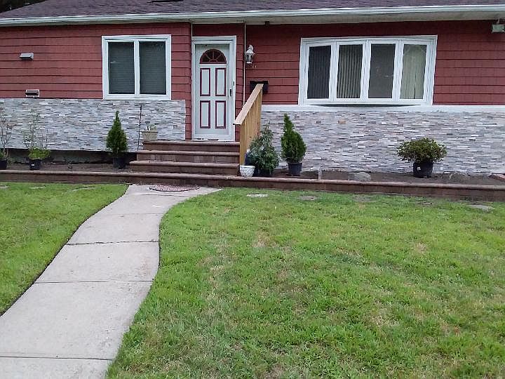 1st image of 210 Mirin Ave