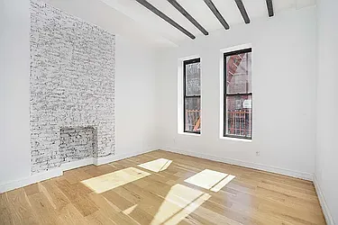 Rented by Nolita Group