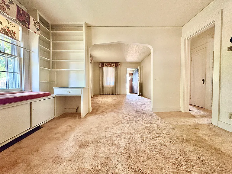 626 S Gladstone Ave — Photo 13