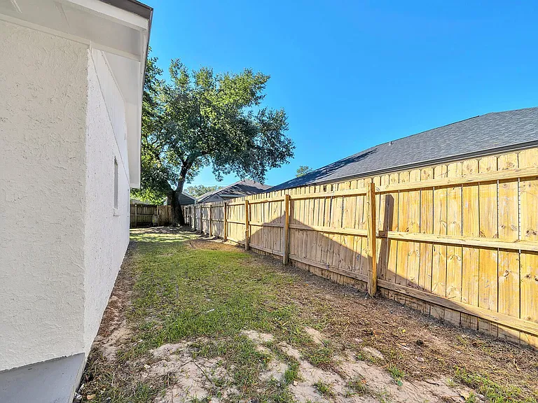 1752 Hopper St — Photo 34