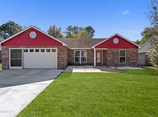 1137 Gum St, Ocean Springs, MS 39564