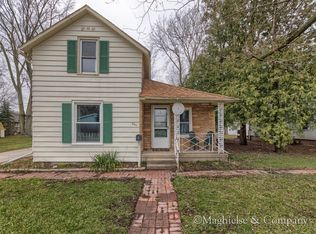 301 Grove St NW, Sparta, MI