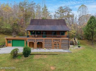 160 Rainbow Ln, La Follette, TN 37766