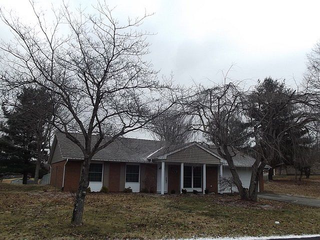 1st image of 307 Tanglewood Dr
