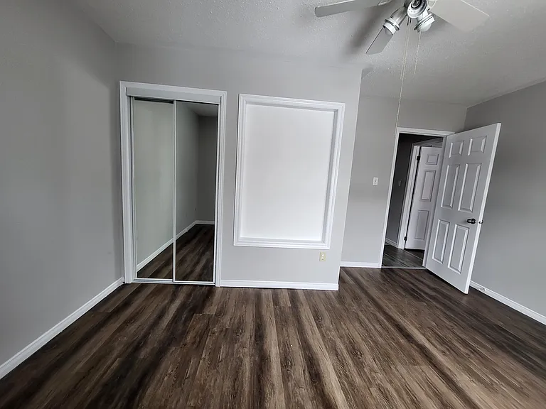 70 Penetang St #1 — Photo 33