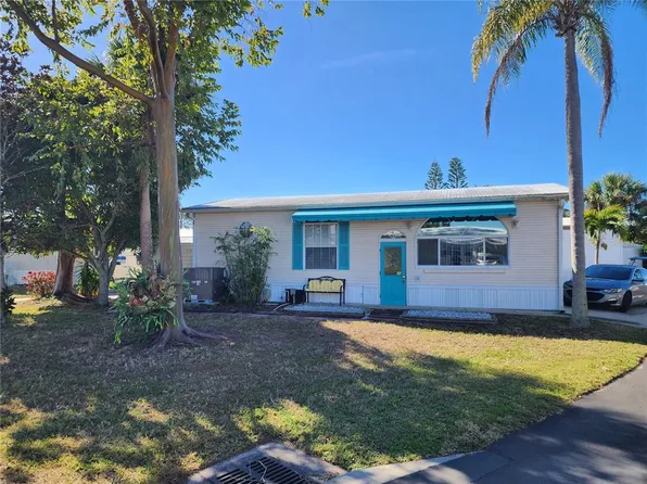 1674 University Pkwy Lot 140, Sarasota, FL 34243