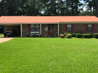 301 Pinehill Dr, Aberdeen, MS 39730