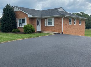 668 Mount Torrey Rd #1, Lyndhurst, VA 22952