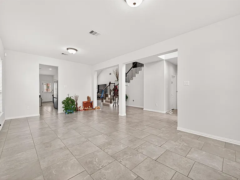 270 Little Dog Dr — Photo 9
