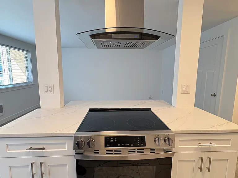 2345 Minor Ave E #3 — Photo 8