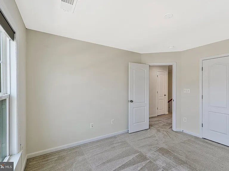 41835 Diabase Sq — Photo 18