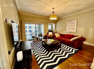 710 W 48th St #301, Kansas City, MO 64112