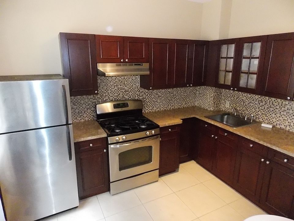 1st image of 539 E 5th St APT 2F
