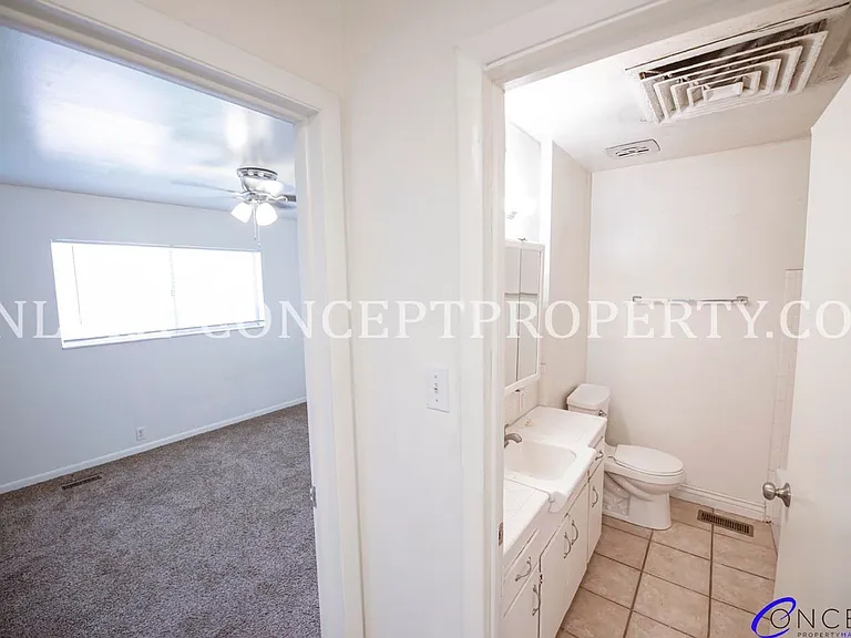 425 E 3rd Ave — Photo 28