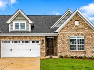 308 Yarrow Dr, Lexington, NC 27295