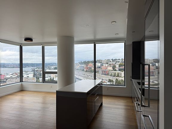 3rd image of 1808 Minor Ave #1908