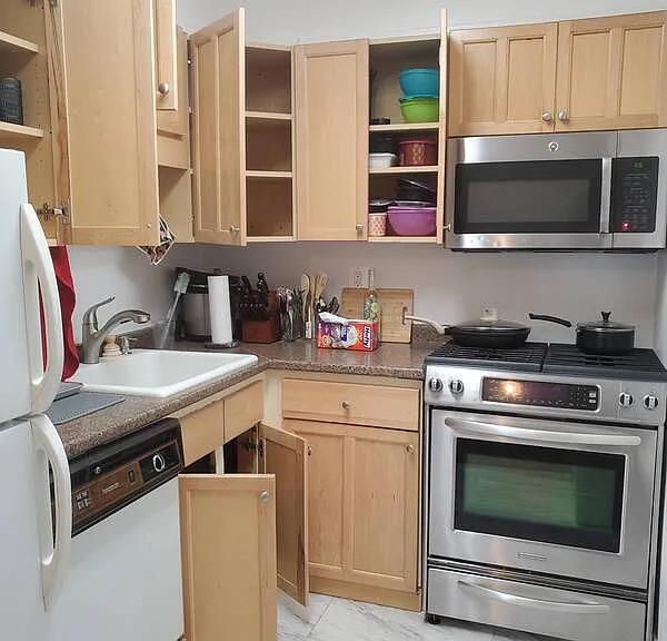429 N St SW — Photo 15