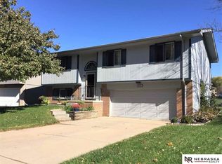 4711 N 127th St, Omaha, NE 68164