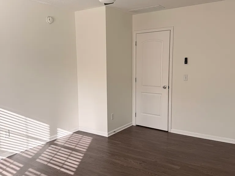 9527 Acacia Psge — Photo 9