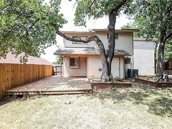 5th image of 6404 Woods Edge Dr