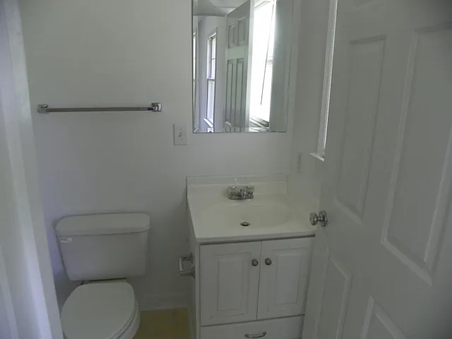 30 Lamb Ave — Photo 10