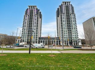 202 Burnhamthorpe Rd E #1704, Mississauga, ON L5A3R8