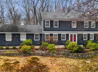 11 Brook Farm Ln, Bedford, NY 10506