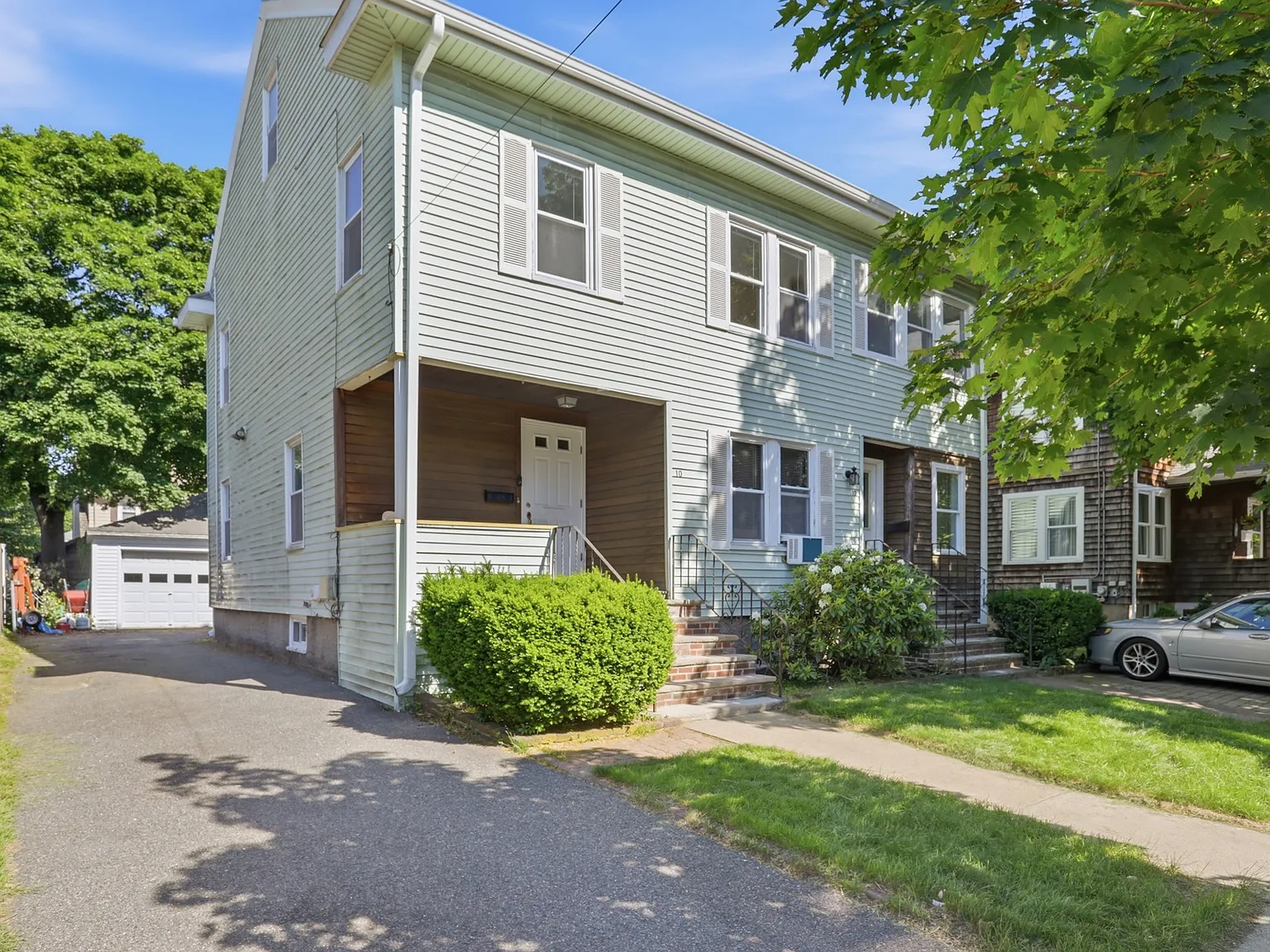 3 bed, 1.5 bath, 1156 sqft, $3,100 — Photo 1