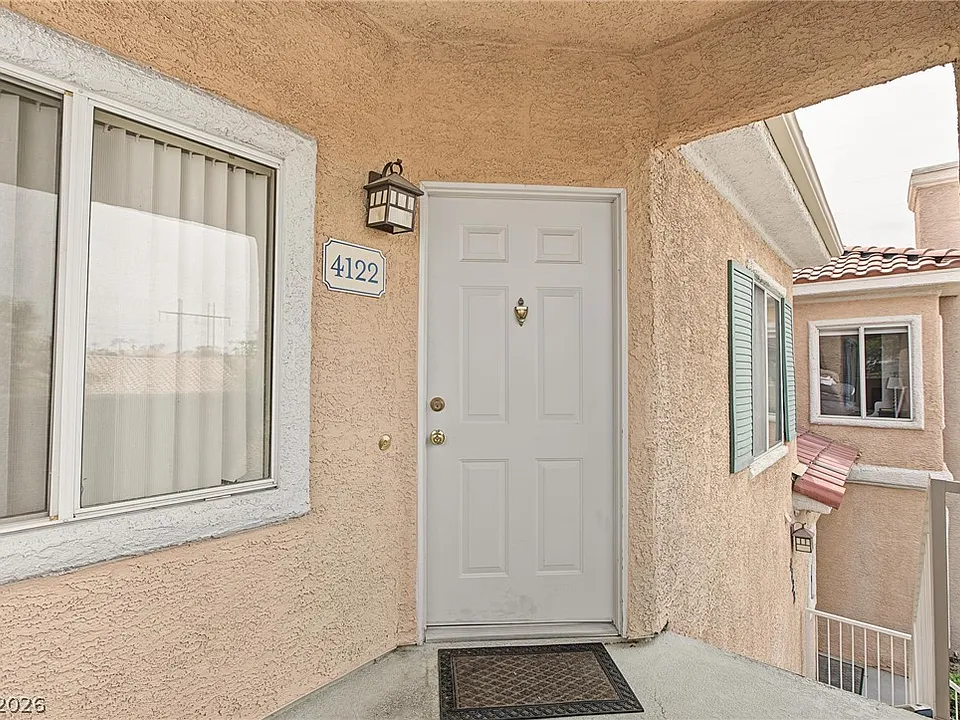 251 S Green Valley Pkwy #4122