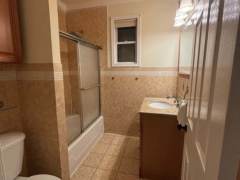 272 Greenwich Ave #2 — Photo 8