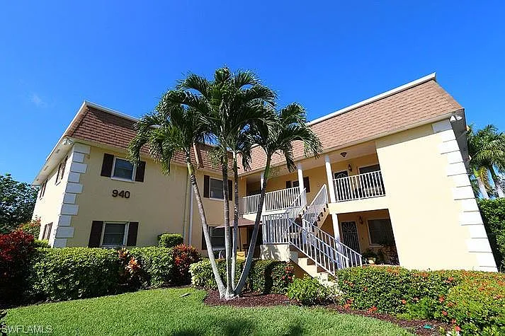 2 bed, 2.0 bath, 1100 sqft, $2,650 — Photo 1