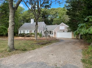150 Bay St, Osterville, MA 02655