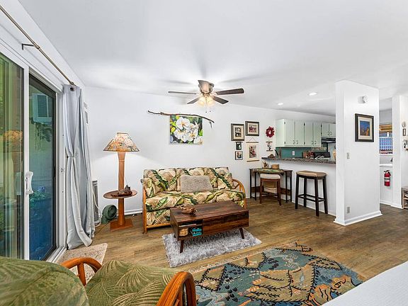 5th image of 75-6008 Alii Dr APT 215