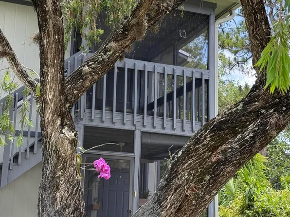 8228 SE Croft Circle #J-8, Hobe Sound, FL 33455