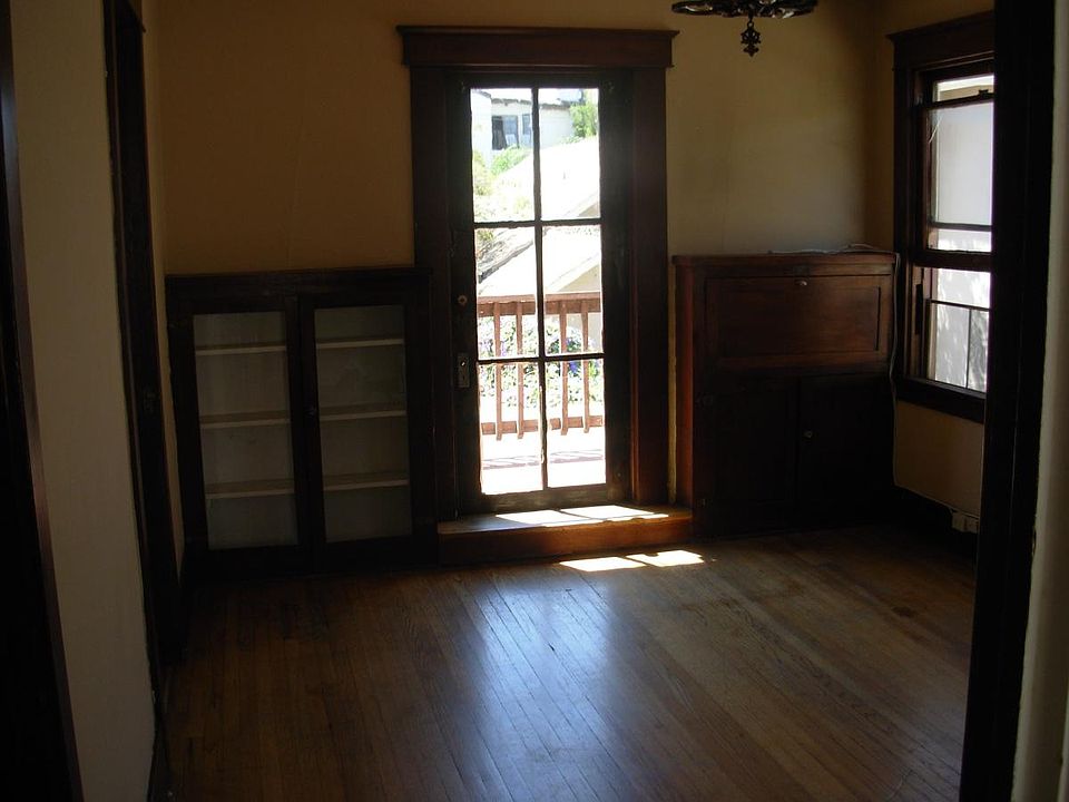 1st image of 1270 Robinson Ave