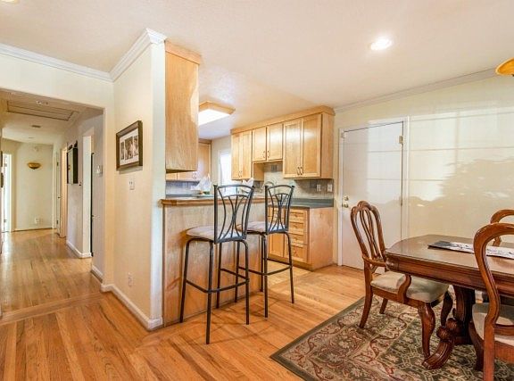 4th image of 1464 Marcia Ave