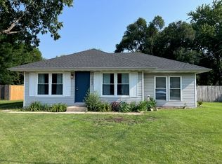 1042 W Kennedy Rd, Braidwood, IL 60408