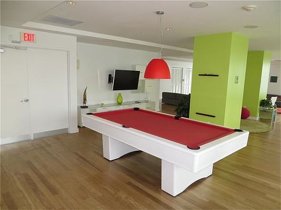 5th image of 133 NE 2nd Ave APT 1106