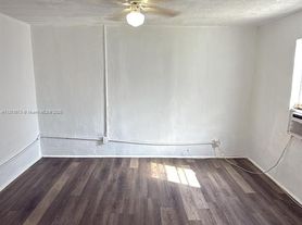 10680 SW 172nd St, Miami, FL