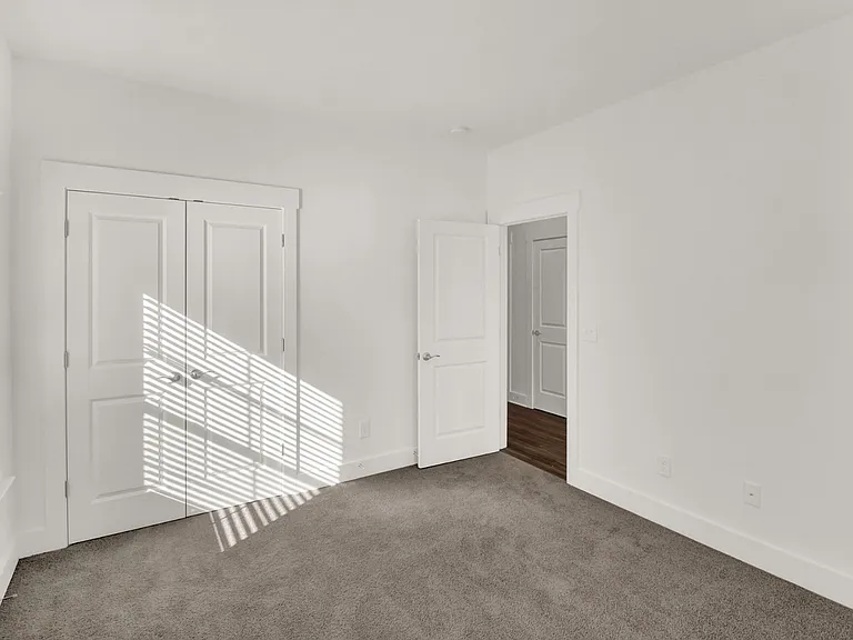 3018 Orangery Dr — Photo 8