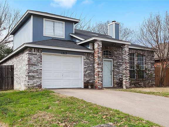 2nd image of 1215 Arthur Ct