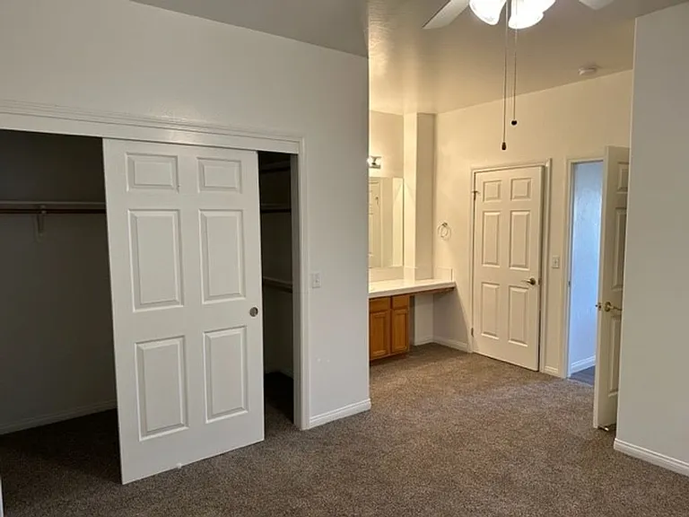 567 Yellow Meadow Ct — Photo 19