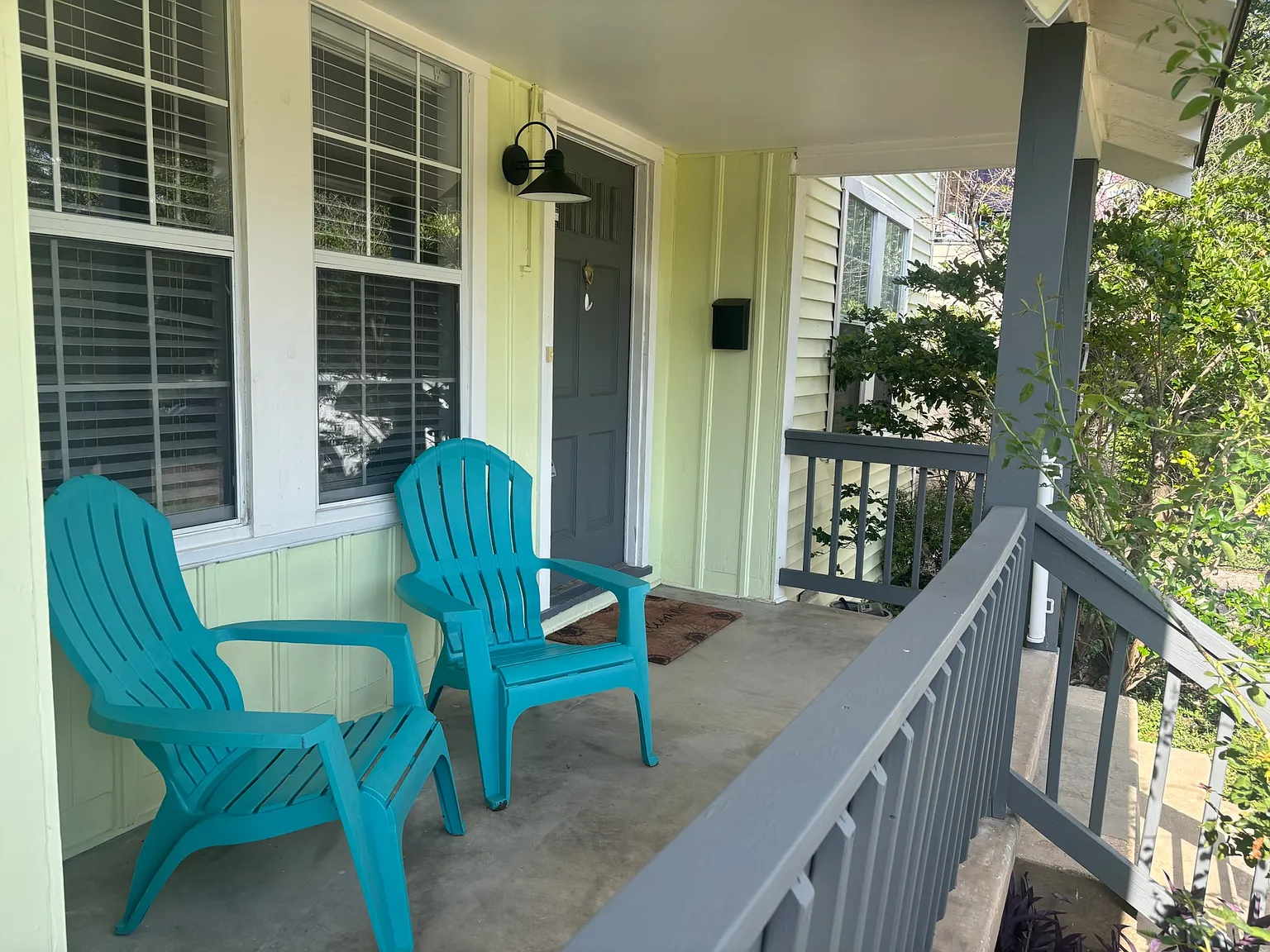 2 bed, 1000 sqft, $1,450 — Photo 2