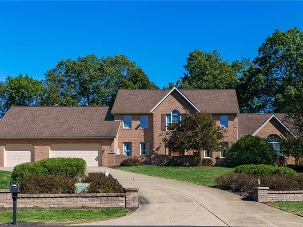 125 Summerwood Cir, Zanesville, OH 43701