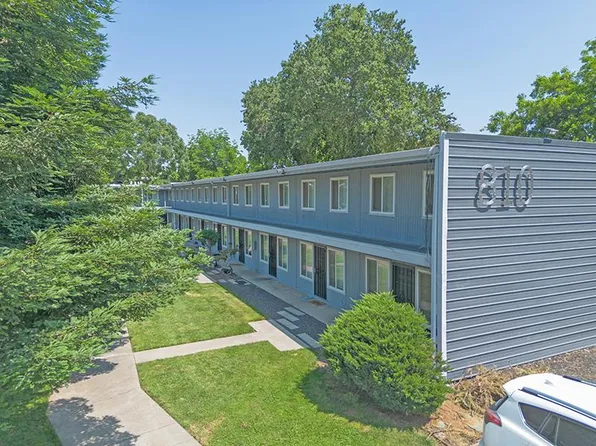 810 W 1st Ave, Chico, CA 95926