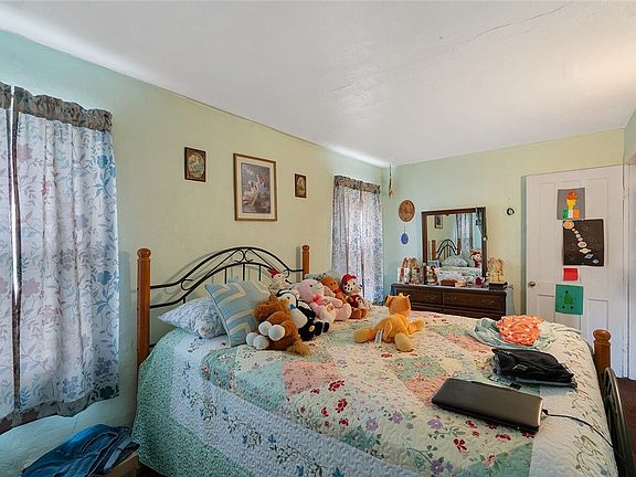 5th image of 171 Morey Rd