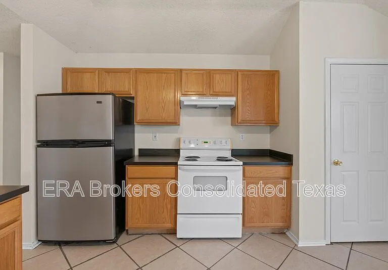 101 Ina Ct — Photo 10