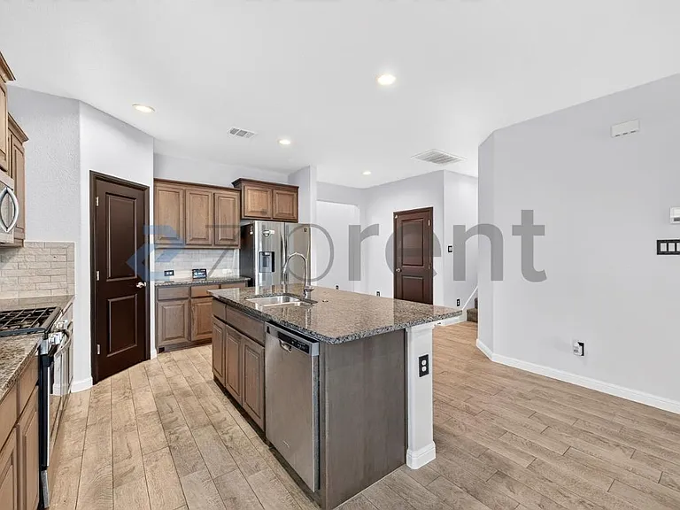 9024 Weepy Hollow Trl — Photo 11
