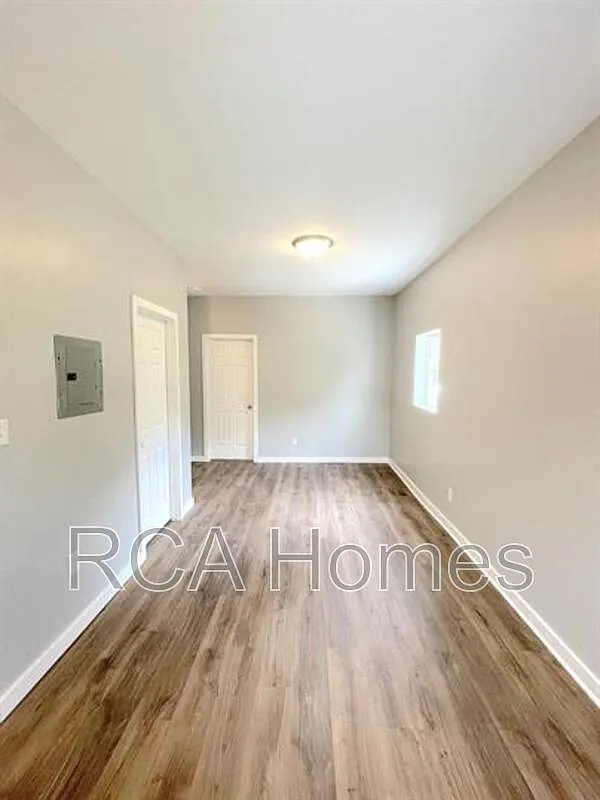 1 bed, 1.0 bath, 450 sqft, $775 — Photo 2
